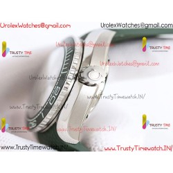PLANET OCEAN 600M 43.5MM GREEN CERAMIC BEZEL SS VSF 1:1 BEST EDITION SILVER DIAL ON GREEN RUBBER STRAP A8900