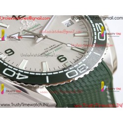 PLANET OCEAN 600M 43.5MM GREEN CERAMIC BEZEL SS VSF 1:1 BEST EDITION SILVER DIAL ON GREEN RUBBER STRAP A8900
